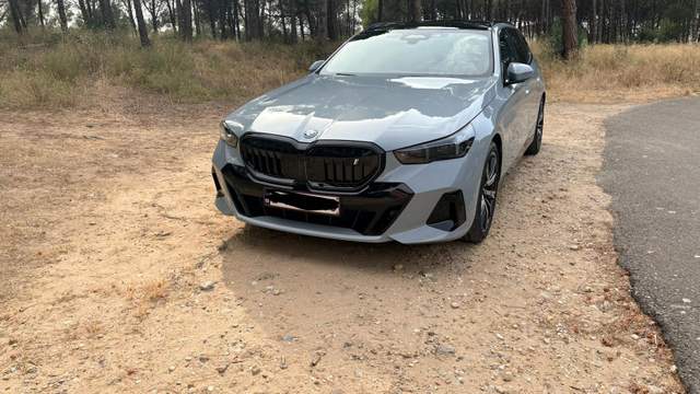 BMW I5