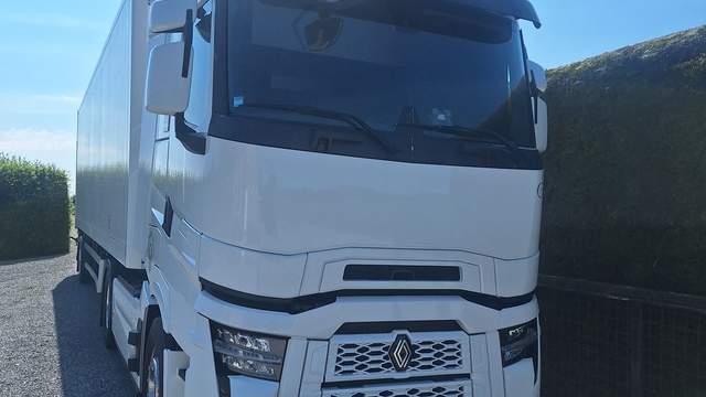 Renault T High