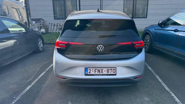 Volkswagen Volkswagen ID.3 (5-d) 63kWh 59 kWh 150kW Pro Performance Business